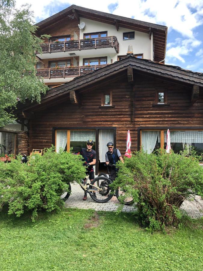Hotel Adler 2*